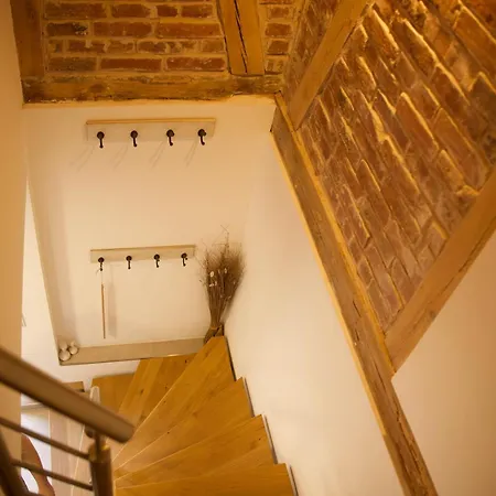 Апартаменты Charmantes Luxus Maisonette- Бад-Херсфельд