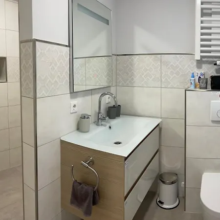 Charmantes Luxus Maisonette- *